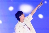 방탄소년단 진, '美의 남신' 완벽 라이브..전 세계 팬 환호