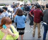 '백윤식의 연인 K씨' 기자회견 돌연 취소...허탈한 취재진들