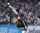 [포토] 김진성 &#39;무쇠도 사직에서 녹았다&#39;