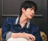 방탄소년단 진 &#39;Don&#39;t Say You Love Me&#39;, 스포티파이 韓 이틀째 1위·日 18일째 1위 &#39;압도적 인기&#39;