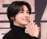 박형식, 제국의 아이들 시절 동료와 손잡았다..신생기획사 레브와 동행 [공식]