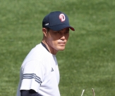 [포토] 조성환 &#39;이 고비를 넘겨야 한다&#39;