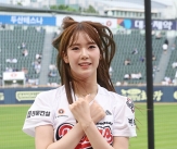 [포토] 아야카, 성공적인 두치 데뷔 무대