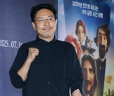 &#39;킹 오브 킹스&#39; 감독 &#034;이병헌·이하늬와 작업..캐스팅 운 좋았다&#034;