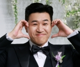 새신랑 된 김종민 &#034;내가 무조건 설거지, ♥아내 물 못히게 해&#034;..사랑꾼 남편 등극