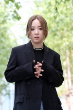 쏘스뮤직 박소연 디렉터 "르세라핌, 자신의 이야기 보여주는 팀..이들이 곧 'Fearless'죠"[인터뷰①]