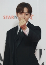 역시 이준호, '벚꽃 보러 같이 가고 싶은 남자 스타' 1위[스타폴]