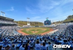 삼성 '경이로운' 창단 첫 100만 관중, 찬사 받아야 하는 이유 