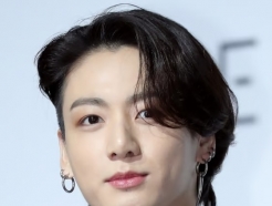 '군인' BTS 정국, 복무 중 '주식 83억' 탈취 피해 "해킹범 못 찾아"..빅히트 입장은? [공식]