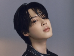 방탄소년단 지민 전시회, 뉴욕 베스트셀링 1위