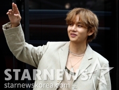 BTS 뷔, '같이 놀이공원 가고 싶은 男스타' 1위 [스타폴]