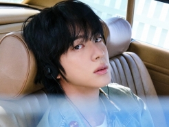 방탄소년단 진, 올해 전세계 스포티파이 韓아티스트 최고 신곡..이틀 연속 전세계 유튜브 MV 인기 동영상 1위