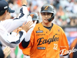 심우준 잃은 한화 내야 천만다행... '쇄골 타구 직격' 채은성, 골절 아닌 타박상 소견