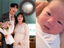 '이용식 딸' 이수민, ♥원혁 닮은 딸 보니.."우리 천사 건강해요"
