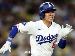 '터졌다!' LAD 김혜성 이정후 바로 앞에 뚝 떨어지는 적시타 폭발, 시즌 11번째 타점