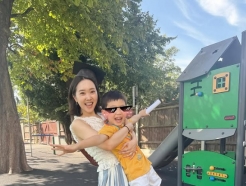 '박지성♥' 김민지, 子 학교 졸업 축하 "자랑스럽지 않은 적 없어"