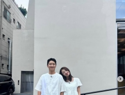 소이현♥인교진, 결혼 12년차에도 대학생 같네..사랑스러운 커플룩 완성