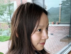 '이상순♥' 이효리, 60억 평창동 집 평화롭네..생얼도 반짝
