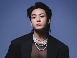 방탄소년단 정국 'GOLDEN', 애플 뮤직 미국 앨범 차트 600일째 진입