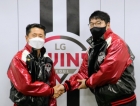 [공식발표] LG 김현수 4+2년 총액 115억에 잔류 '우승 행보 화룡점정'