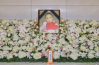 故 강수연 빈소, 임권택·연상호·문소리 늦은 밤까지..엄앵란·안성기·전도연 추모