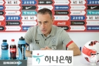벤투 감독이 밝힌 이강인 활용, “선발 또는 교체 여부 고민 중”