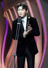영탁, 35주째 '스타랭킹' 씹어먹었다..男트롯 랭킹 1위