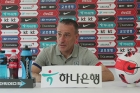 &quot;팀이 더 중요하다&quot; 이강인 활용법 고심하는 벤투