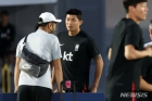 김민재, 부상 투혼 이후 '악화' 우려... 벼랑 끝 벤투호 '초비상' [월드컵 현장]