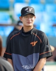 '코치·팬 비난' 김서현, 데뷔도 하기 전에 징계받은 특급 신인