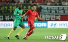 축구대표팀 손준호, 중국 공안에 구금돼 조사 중