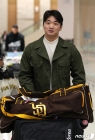 고우석 &quot;많은 분이 1년 뒤 떠나면 더 이득이라 했지만...&quot; 왜 LG팬과 포스팅을 콕 집어 언급했나