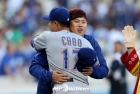 &quot;류현진 고생 많았다, 맞대결 기대&quot; 괴물의 한국 복귀, 추신수도 반겼다