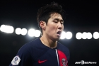 "역시 이강인! 메시·네이마르 떠난 자리 'LEE 효과'로 채웠다"... PSG 유니폼 판매 1위 '간판 음바페 제쳤다'