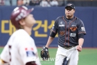'충격의 1이닝 9실점' 류현진 7연속 안타 맞을 때 한화는 뭐했나, 알고 보니... [고척 현장]