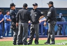 '스트라이크→볼 둔갑' ABS 논란에 KBO &quot;시스템 오류 확률 적다, 심판 대화는 문제... 엄중히 조사 예정&quot;