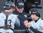 &quot;쟤 남겨&quot; 미생을 살린 한마디→56억 포수를 키웠다, 경험자가 전하는 '달 감독의 남자가 되는 법'