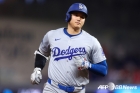 오타니, 사상 최초 2연속 만장일치 MVP 위업 달성하나! &quot;쇼헤이가 돼야 한다&quot; 역대급 퍼포먼스에 美 열광
