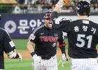 LG 'PO행 100% 확률' 잡았다! 박동원-오스틴 홈런 대폭발→손주영 구원 5⅓이닝 역투→6-5 진땀승 [준PO3 현장리뷰]