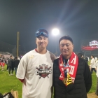 &quot;(정)해영이 내겐 아직 애인데...&quot; 정회열 감독, KBO 최초 부자(父子) 우승 진기록에 감격 [KIA V12]