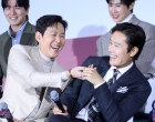 '오겜2' 이정재가 이병헌에게 '우쭈쭈'한 이유..이병헌 &quot;나 그때 3살&quot;