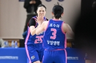 '패패→승승' 삼성생명, 기적의 '리버스 스윕-업셋' 보인다... BNK에 51-48 4차전 승리 [WKBL PO]