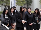 'NJZ 선언' 뉴진스, 法 판결 후 심경 &quot;우릴 혁명가로 만들어&quot;