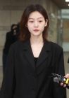 &quot;故김새론 죽음, 김수현과 무관&quot; 증언 나왔다..'위약금 13억' 팬미팅은 취소 [종합]