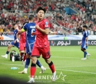 '슈팅 살아있네' 이강인, A매치 11호골 쾅! 캡틴 SON도 복귀 '25분 활약'... 홍명보호, 쿠웨이트 4-0 완파 '조 1위 확정' [상암 현장리뷰]