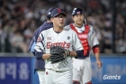 'ERA 2.25→4.81' 롯데 안경에이스 또 흔들, "더 이상 내려갈 곳도 없는데" 감독 안타까움... 그래도 "좋아질 겁니다" 또 신뢰