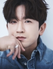 신화 이민우, 작가로 첫발 뗐다..청담동서 개인전 'Purism'[공식]