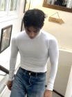 BTS 뷔, 군대서 더 탄탄해진 몸매..프랑스 파리에서 남성미 폭발[스타IN★]