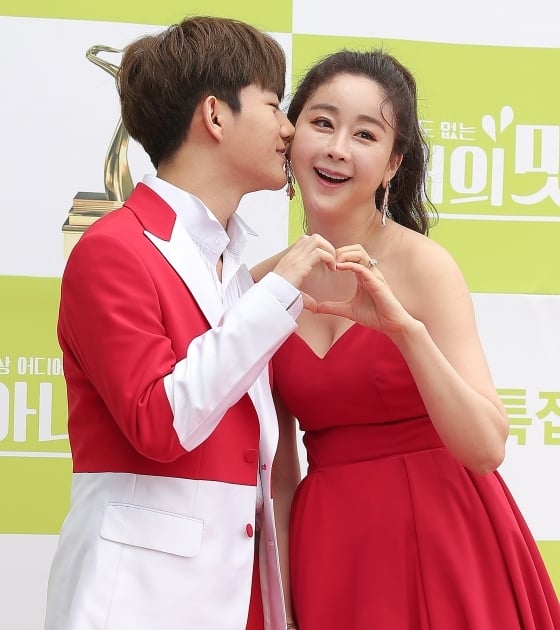 ‘진화와 해체 이론’함소원“그들이 정착하고 결정하면 내가 말할 게.”[직격인터뷰]