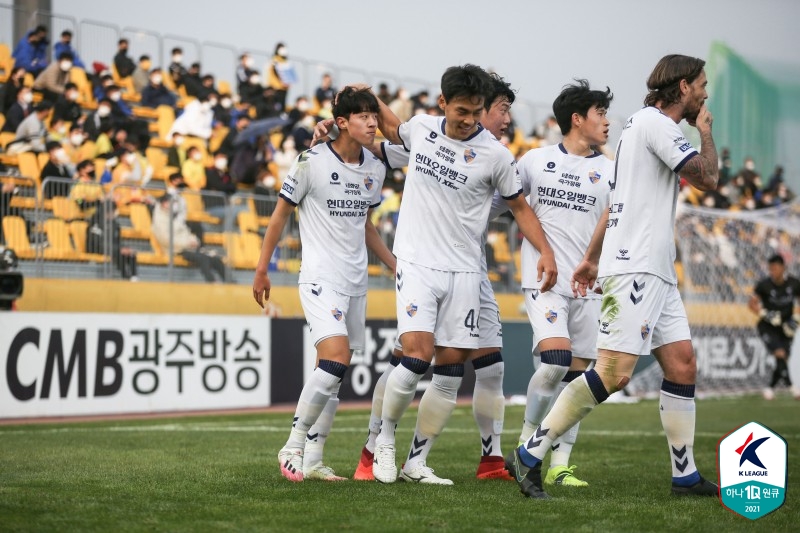[K리그1 2R] ‘Kim Min-joon’s Debut Goal + Light Hyun-woo’s Save Show’ Ulsan, Gwangju expedition 1-0 win…  Leading 2nd consecutive win-Star News